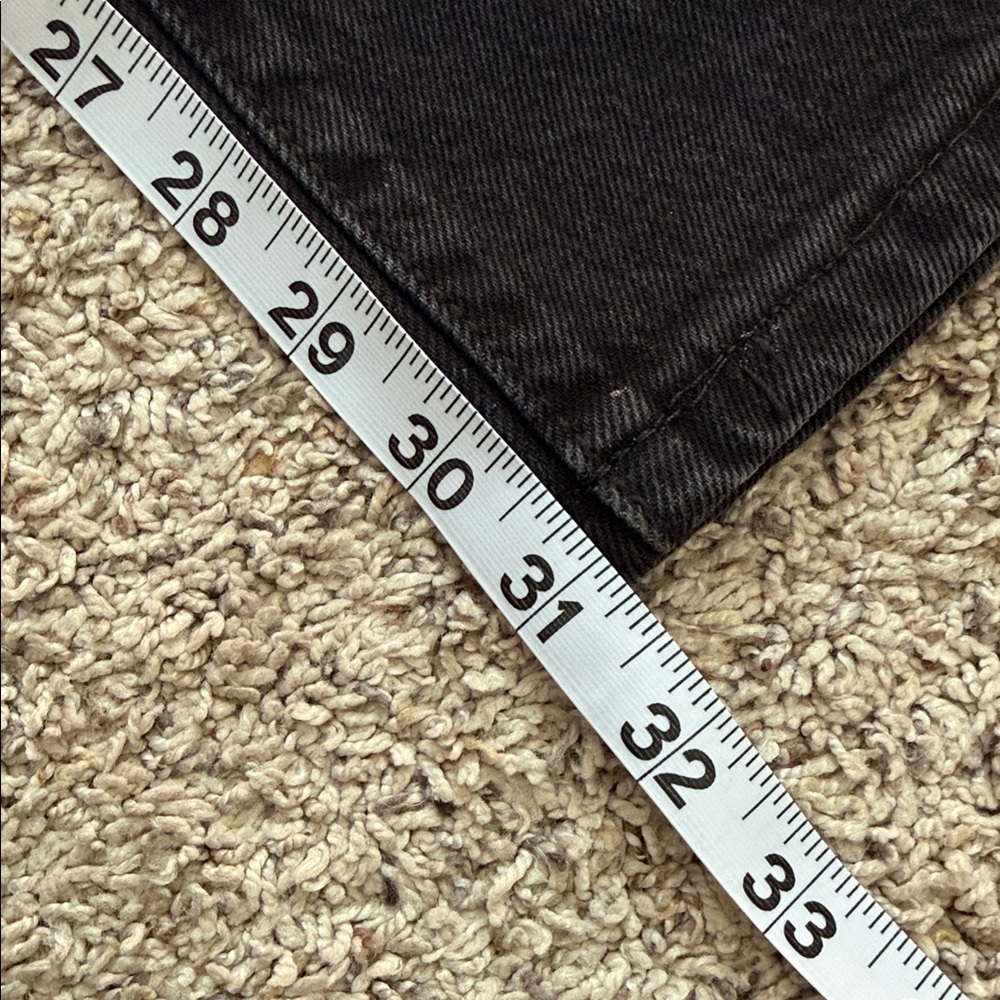 Universal Thread Women's Black Wash High Rise Flare Jeans size 14 - Picture 6 of 9